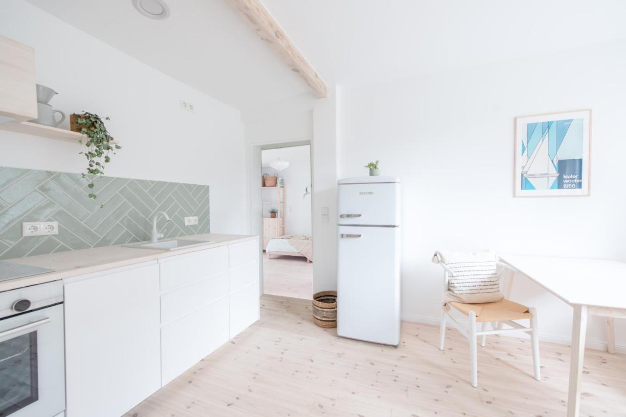 Surendorf Nordic Bo -Wellen Wald Und Wilde Kueste- Strandnahe Doppelhaushaelfte Mit Waldterrasse מראה חיצוני תמונה